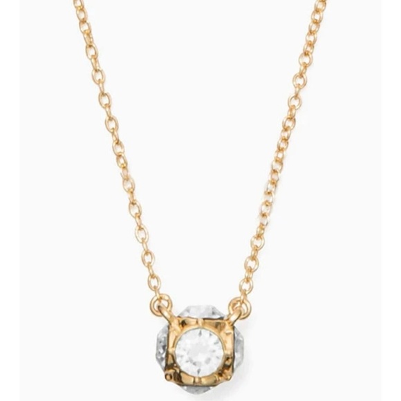 ✨🆕✨KATE SPADE Lady Marmalade
Mini Pendant Necklace - Picture 1 of 9